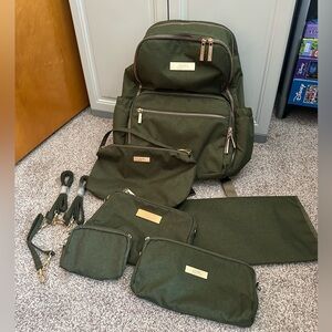 Jujube Be Zealous Diaper Bag w/ Be Quick and Be Set